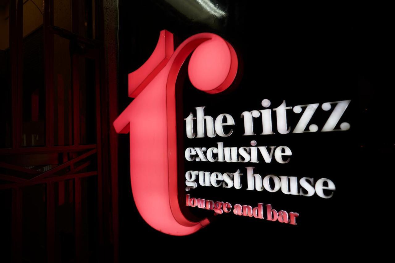 אקרה The Ritzz Exclusive Guest House מראה חיצוני תמונה